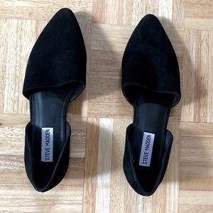 NEVER WORN. Steve Madden. Black Velvet